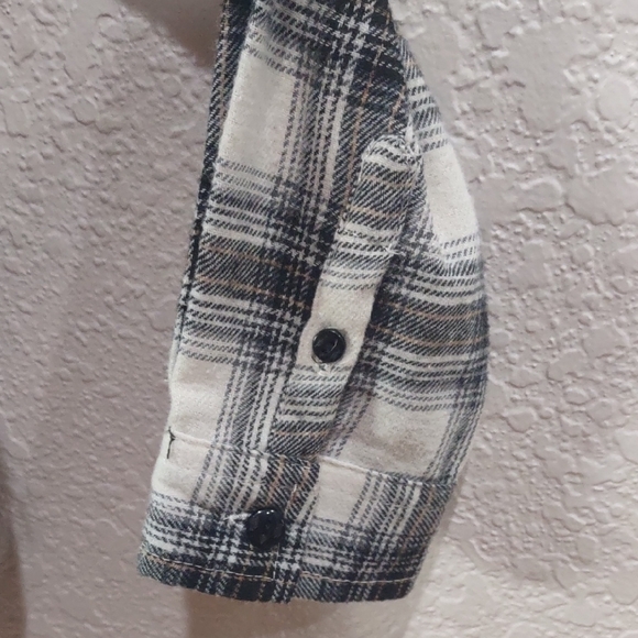 TONY HAWK Black and White , Brown Button Down Shirt Classic Plaid Design - Picture 7 of 17